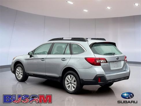 Used 2018 Subaru Outback 2.5i image 6
