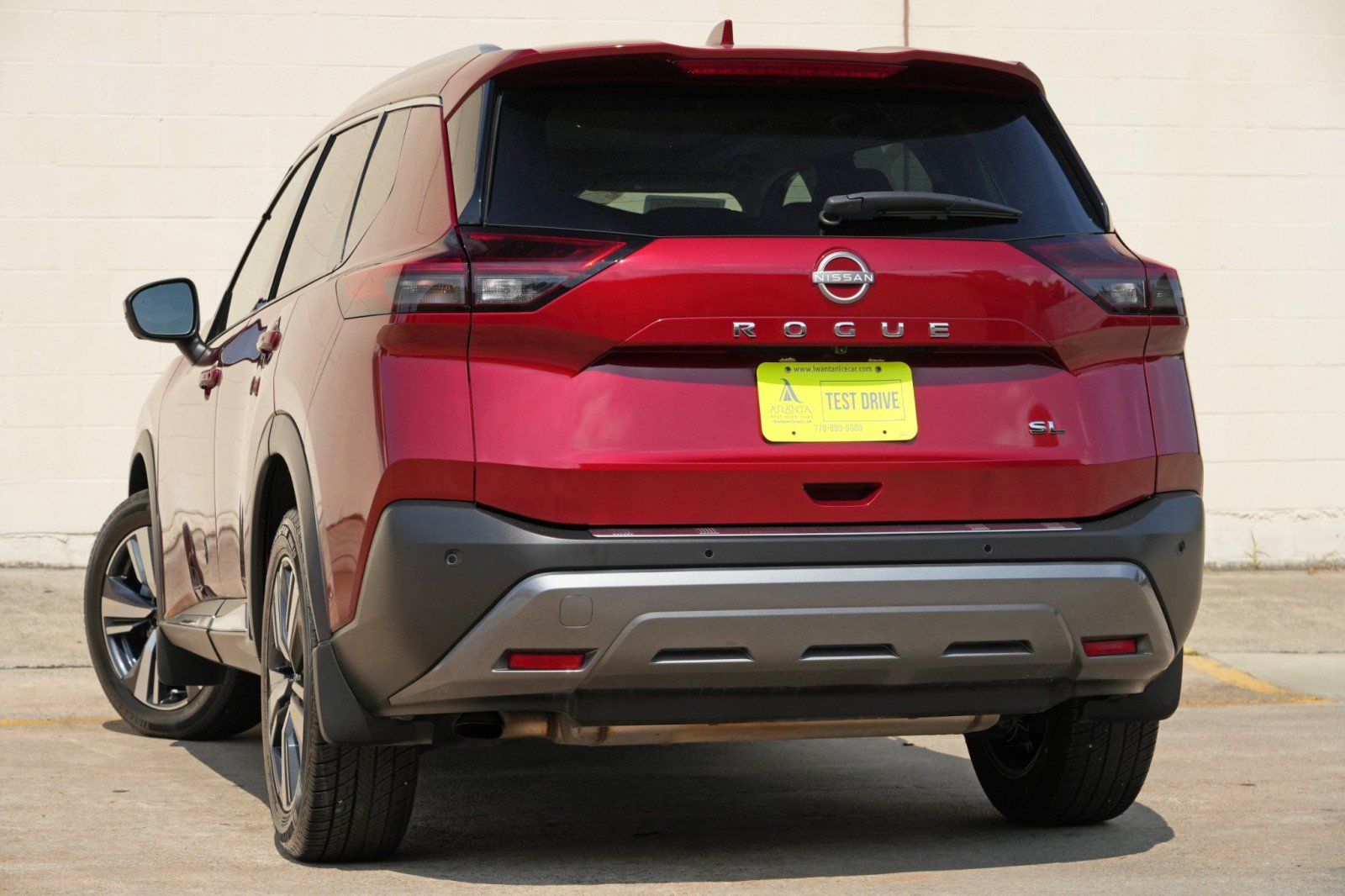Used 2023 Nissan Rogue SL w/ SL Premium Package FWD image 5
