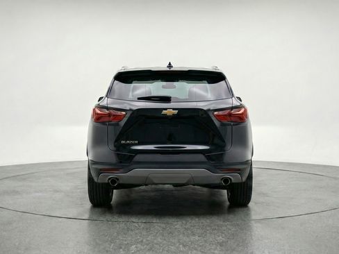 Used 2025 Chevrolet Blazer LT FWD image 7