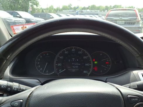 Used 2014 Honda Accord Sport image 8
