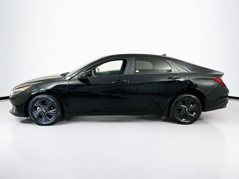 Used 2023 Hyundai Elantra SEL w/ Cargo Package FWD image 8