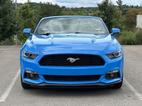 Used 2017 Ford Mustang Premium RWD image 30