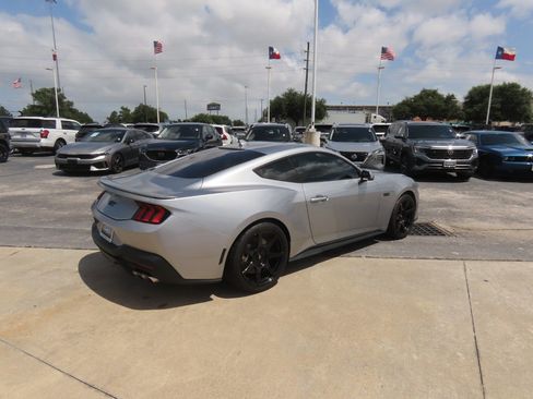 Used 2024 Ford Mustang GT Premium RWD image 11