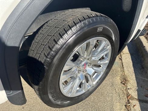 Used 2021 GMC Sierra 1500 Denali w/ Driver Alert Package II image 15