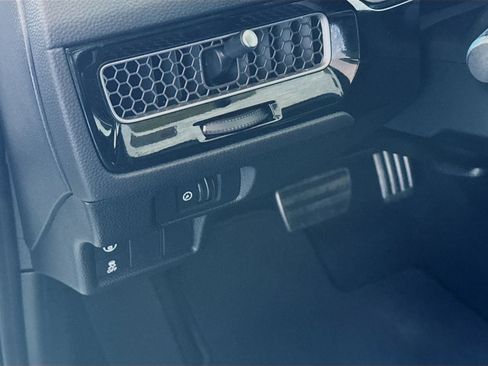 Used 2023 Honda Civic Sport image 8