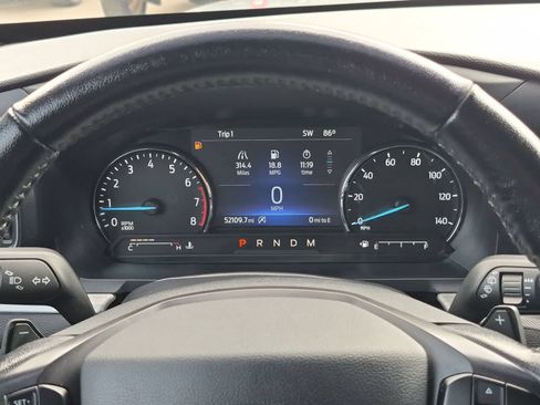 Used 2020 Ford Explorer XLT w/ Equipment Group 202A AWD/4WD image 32
