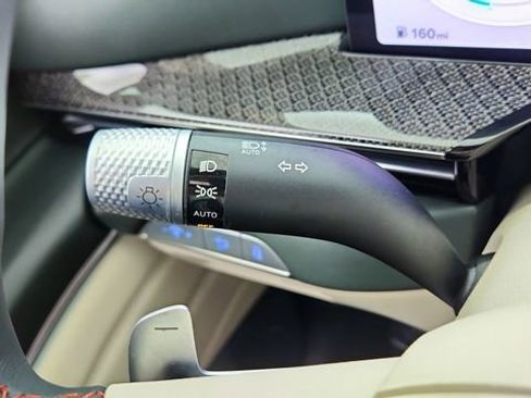 Used 2025 Genesis GV80 3.5T e-SC image 43