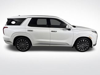 Used 2024 Hyundai Palisade Calligraphy FWD video 2