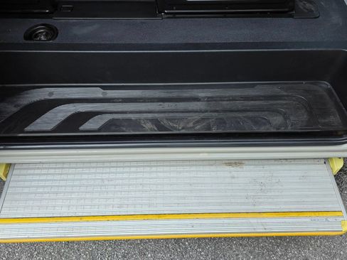 Used 2022 Mercedes-Benz Sprinter 2500 image 31