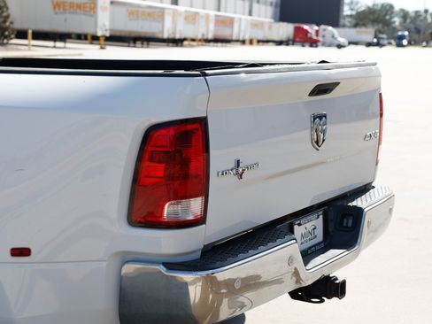 Used 2016 RAM 3500 Lone Star image 34