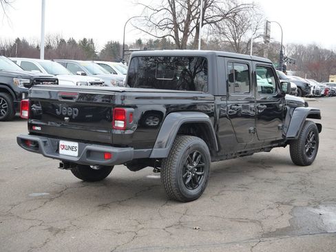 Used 2021 Jeep Gladiator Sport AWD/4WD image 10