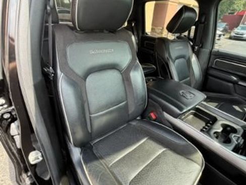 Used 2024 RAM 1500 Laramie AWD/4WD image 16
