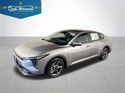 New 2025 Kia K4 LXS