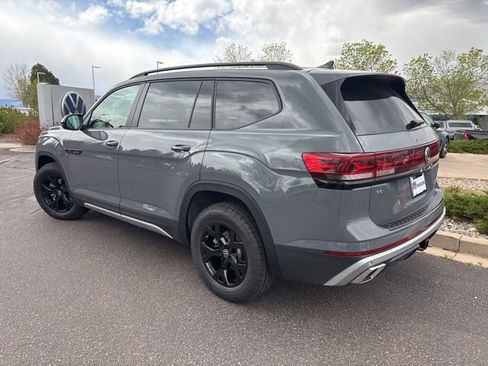 New 2026 Volkswagen Atlas Peak Edition AWD/4WD image 4