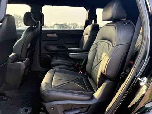 New 2027 Kia Telluride EX FWD image 13