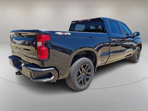 Used 2022 Chevrolet Silverado 1500 Custom AWD/4WD image 11