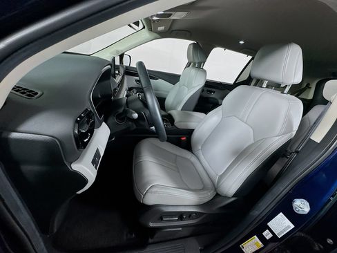 Certified 2025 Honda Pilot EX-L image 12