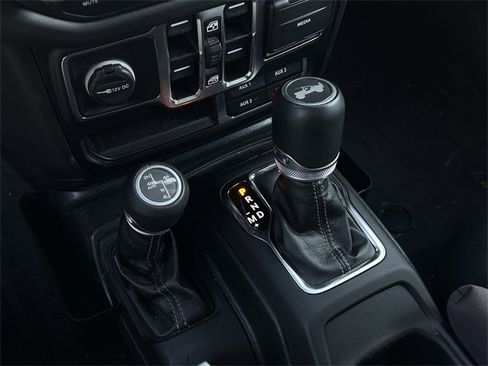 Used 2024 Jeep Wrangler Unlimited Sahara w/ Technology Group image 26