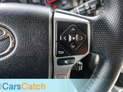 Used 2020 Toyota 4Runner SR5 image 32