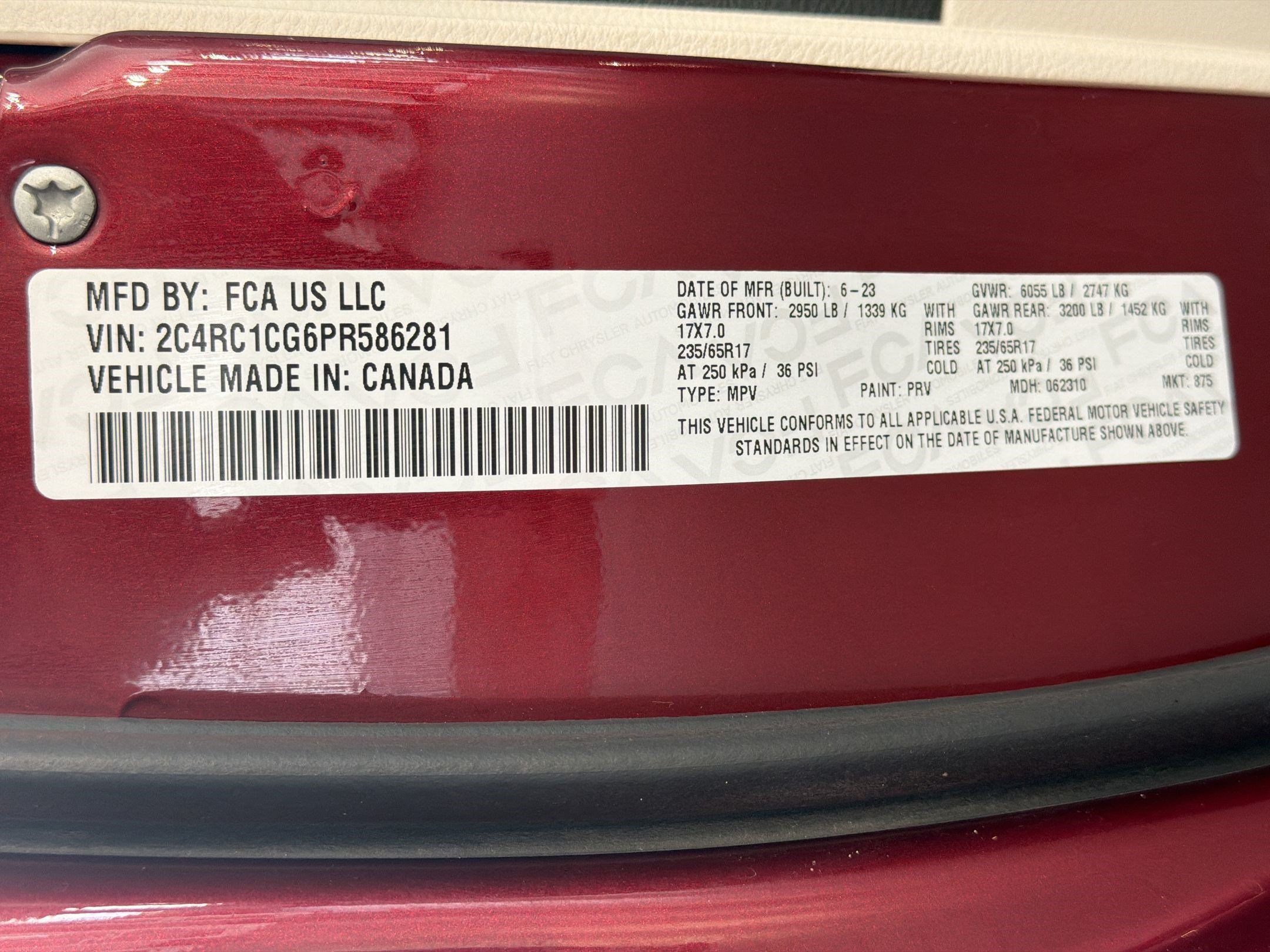 Used 2023 Chrysler Voyager LX FWD image 27