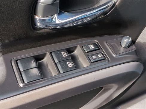 Used 2015 Nissan Titan PRO-4X w/ Pro-4x Luxury Package image 42