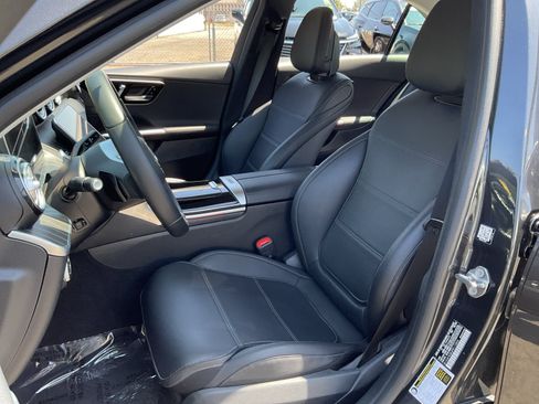 Used 2023 Mercedes-Benz C 300 Sedan w/ Exclusive Trim Package image 18
