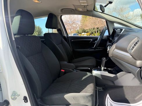 Used 2017 Honda Fit LX image 12