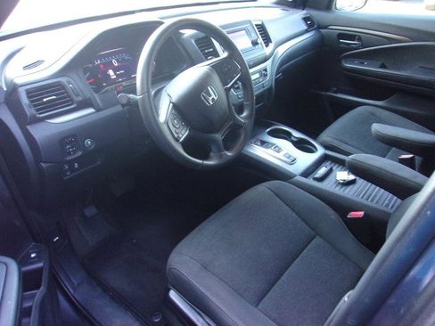 Used 2019 Honda Passport Sport image 8