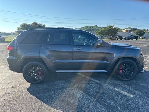 Used 2018 Jeep Grand Cherokee SRT AWD/4WD image 4