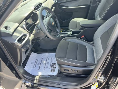 Used 2023 Chevrolet TrailBlazer LT FWD image 16