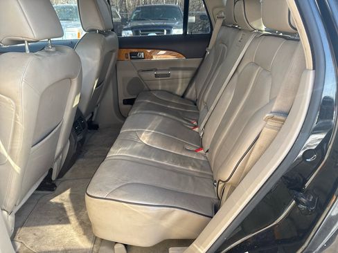 Used 2011 Lincoln MKX AWD w/ 101A Rapid Spec Order Code image 11