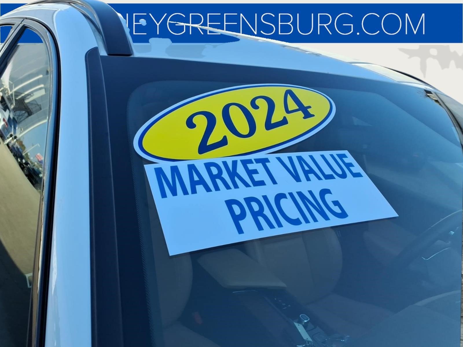 Used 2024 Volvo XC60 T8 Ultimate w/ Protection Package Premier AWD/4WD image 9