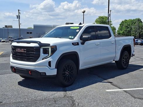 Used 2025 GMC Sierra 1500 Elevation AWD/4WD image 3