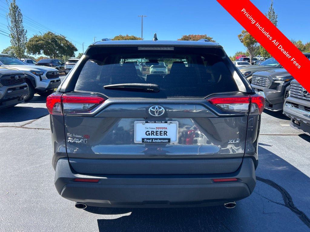 Used 2023 Toyota RAV4 XLE w/ Convenience Package FWD image 17