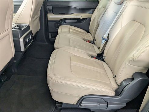 Used 2024 Ford Expedition Max Limited image 29