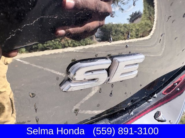 Used 2025 Toyota Camry SE FWD image 27