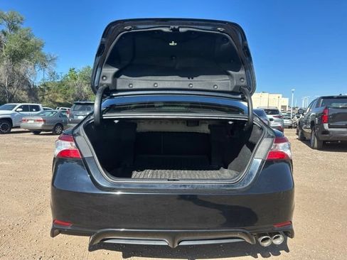 Used 2020 Toyota Camry SE w/ Cold Weather Package AWD/4WD image 6