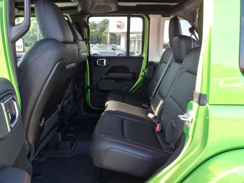 New 2025 Jeep Wrangler Unlimited Rubicon w/ Technology Group image 5