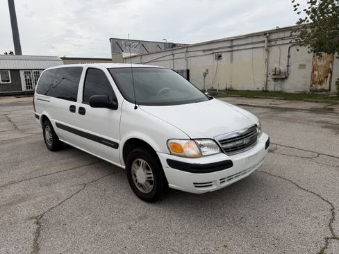 Used 2003 Chevrolet Venture Extended w/ Climate Package FWD image 13