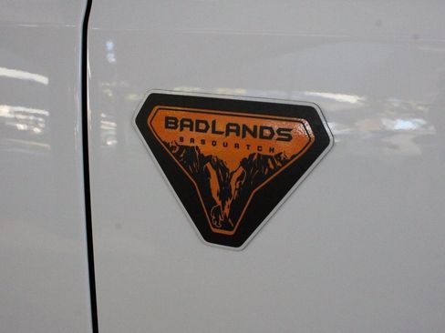 Used 2023 Ford Bronco Badlands w/ Sasquatch Package image 59