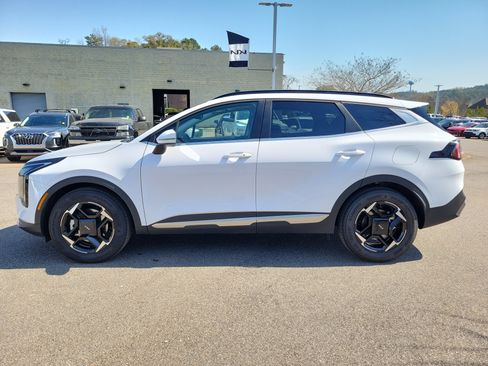 Used 2026 Kia Sportage EX w/ EX Panorama Roof Package image 24