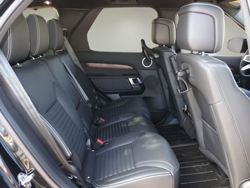 New 2026 Land Rover Discovery S AWD/4WD image 19
