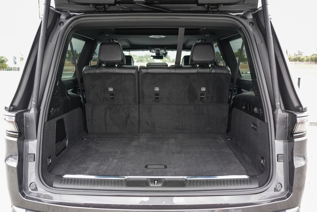 New 2026 Jeep Grand Wagoneer L Summit w/ Premium Group III AWD/4WD image 29