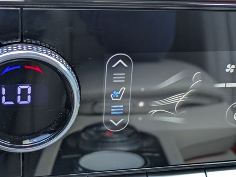 Certified 2023 Genesis GV70 2.5T w/ Advanced Package image 30