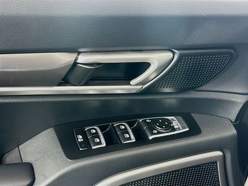 Used 2025 Kia Telluride S image 18