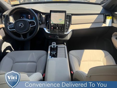 New 2026 Volvo XC90 T8 Plus w/ Protection Package Premier AWD/4WD image 2