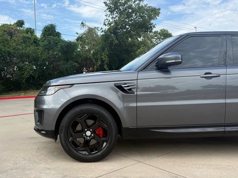 Used 2018 Land Rover Range Rover Sport HSE AWD/4WD image 17