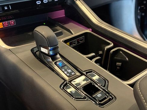 New 2026 Lexus TX 500h AWD image 12