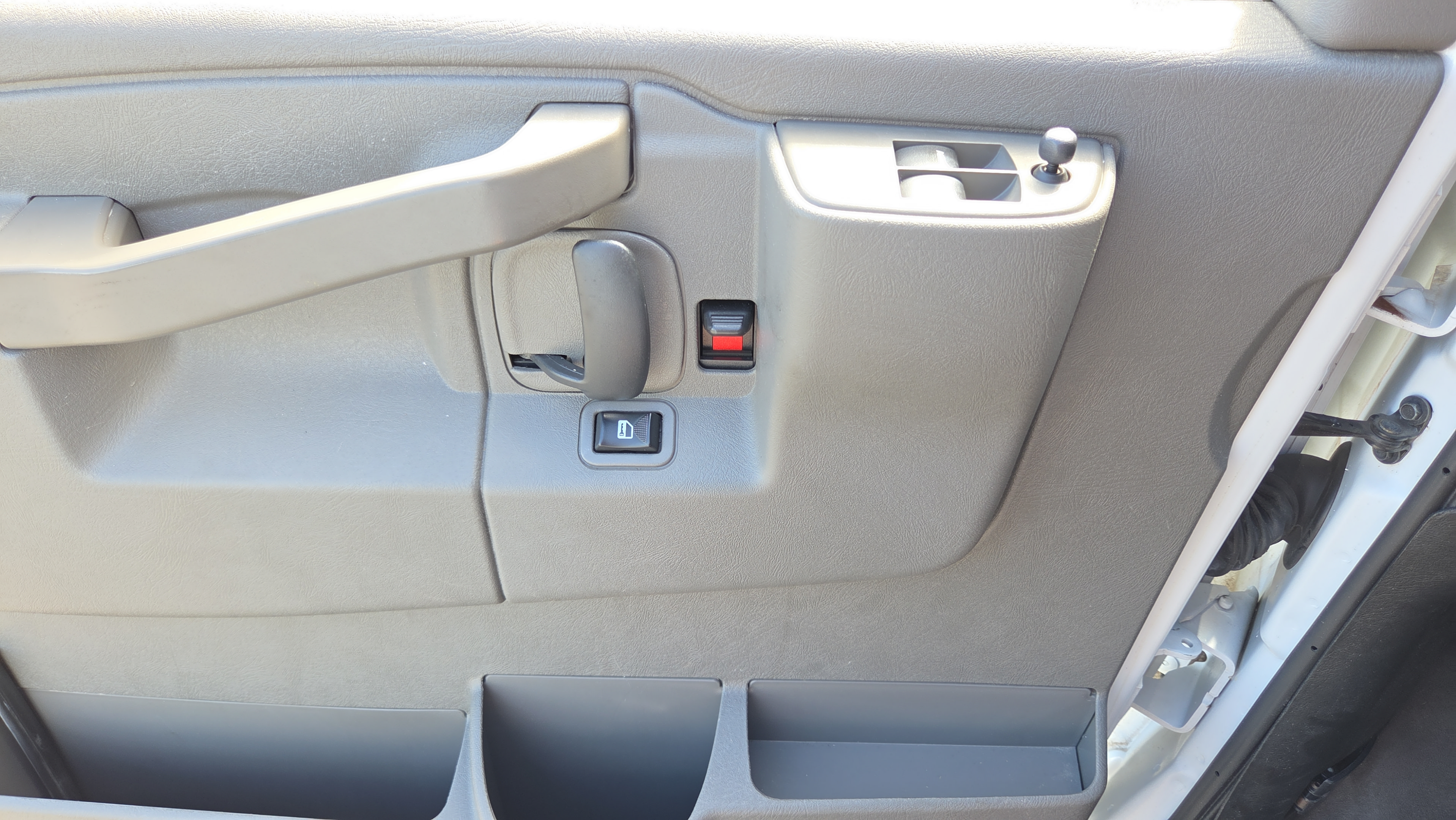 Used 2023 GMC Savana 2500 w/ Driver Convenience Package RWD image 27
