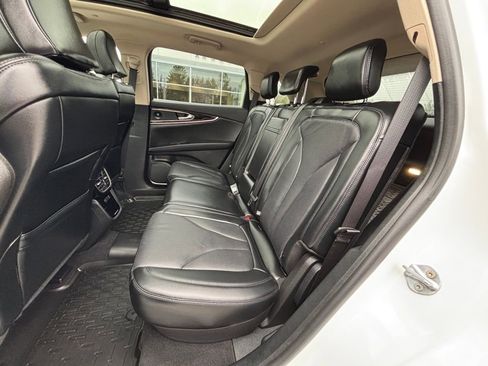 Used 2023 Lincoln Nautilus Reserve w/ Equipment Group 201A AWD/4WD image 13
